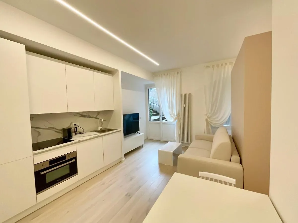 Apartment Suite - Charlize - In The Heart Of Milano