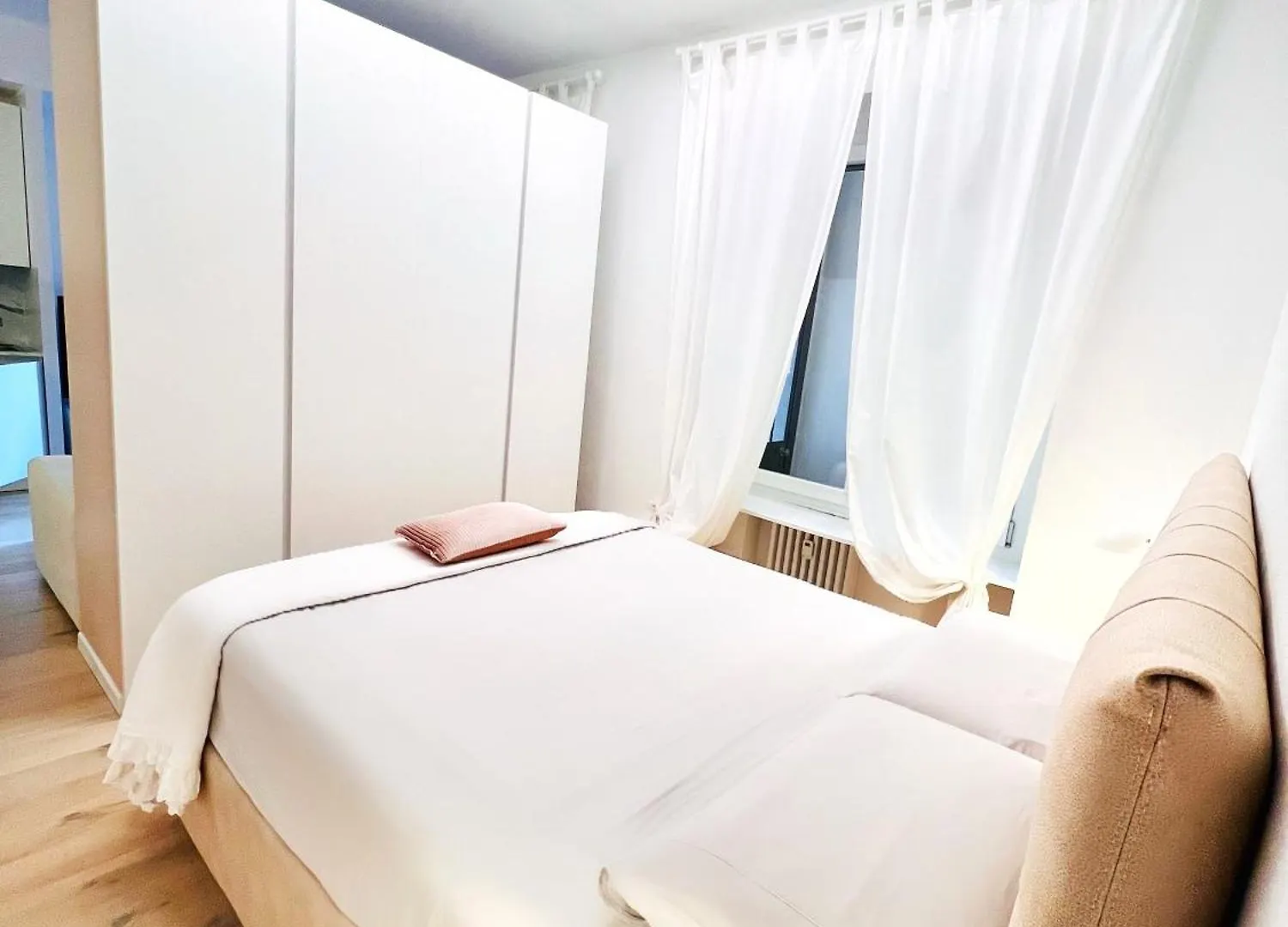 Apartment Suite - Charlize - In The Heart Of Milano 0*,