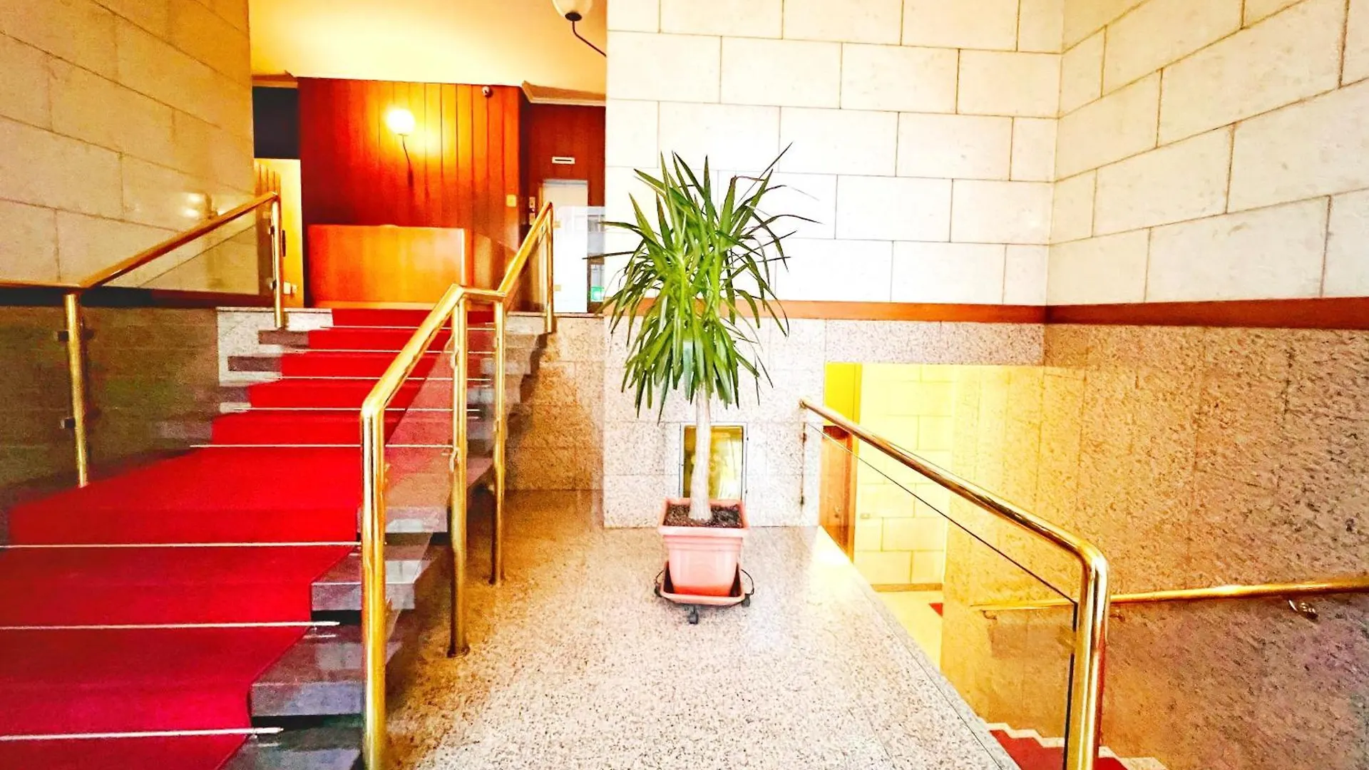 Apartment Suite - Charlize - In The Heart Of Milan